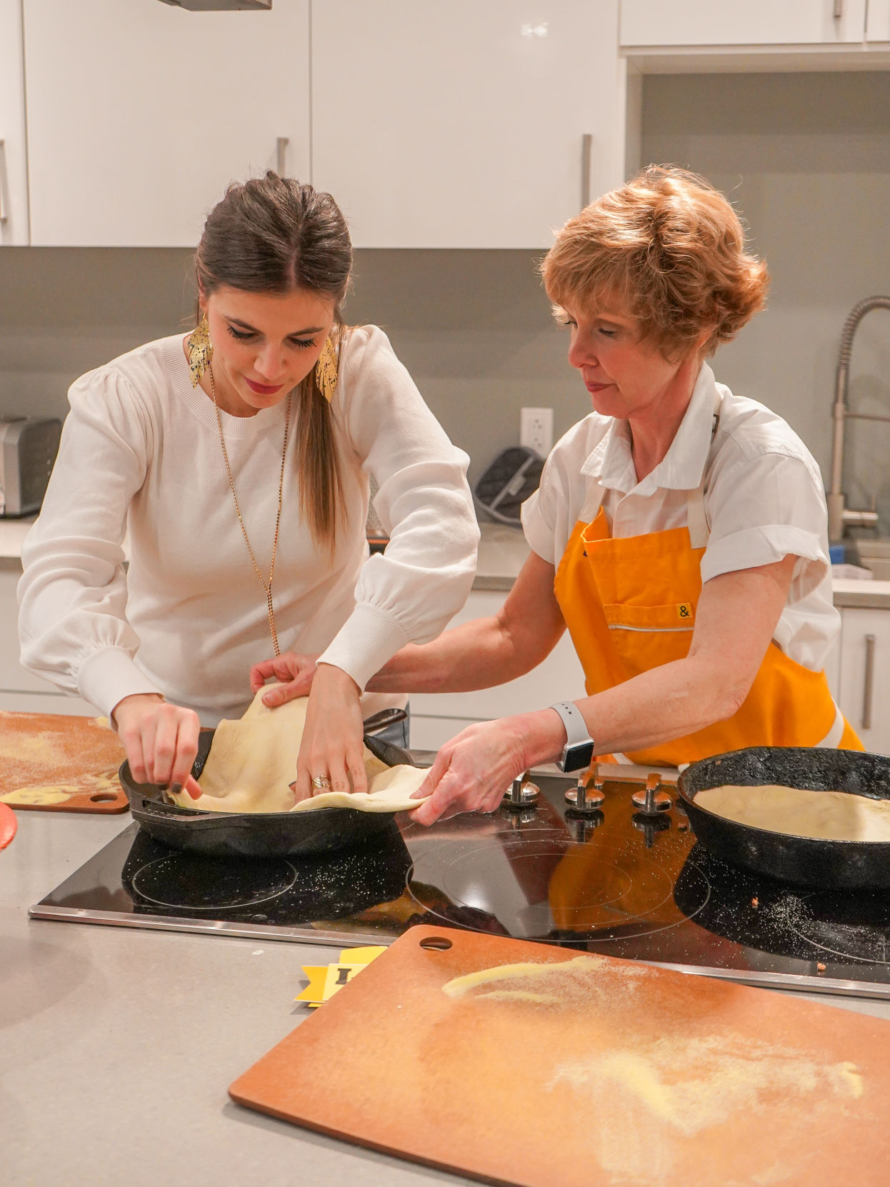 Lili Courtney 03 - Cast Iron Pizza Class.jpg